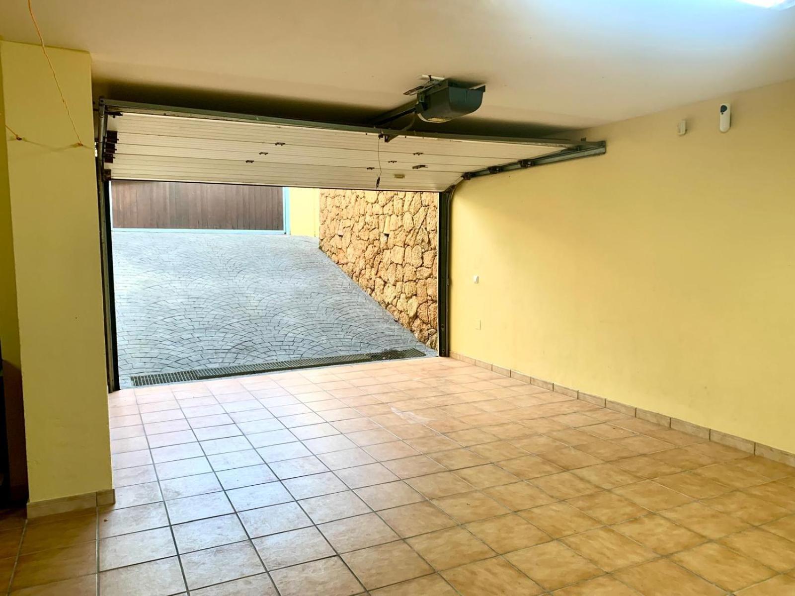 Moumi Marbella