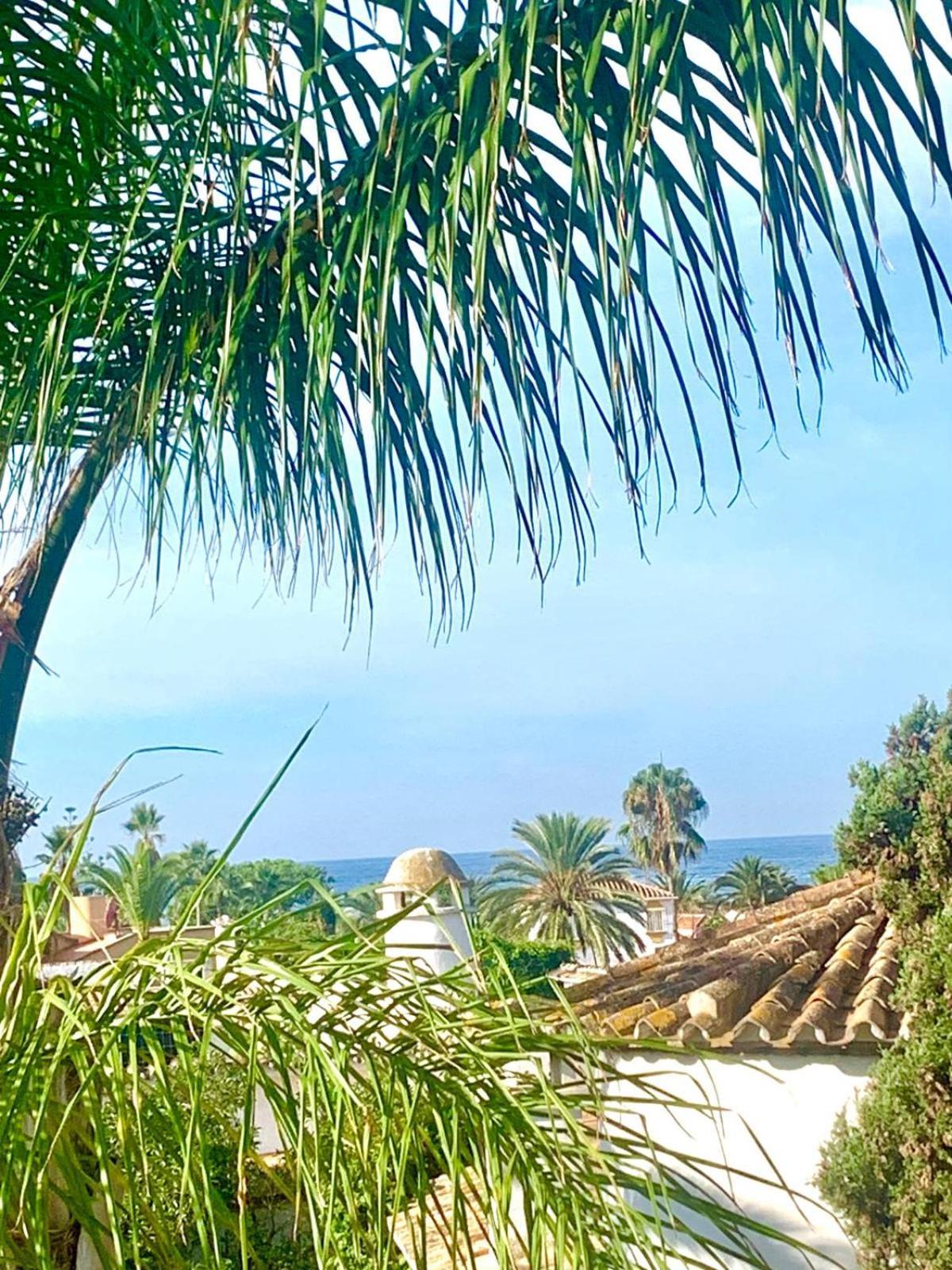 Moumi Marbella